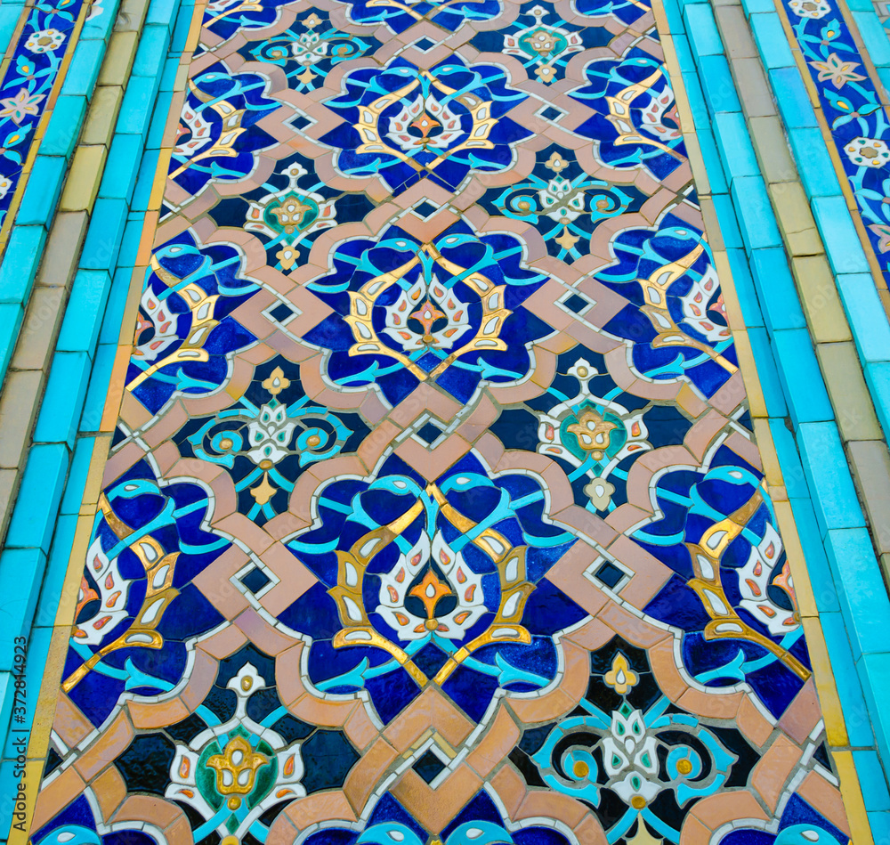Obraz premium Old mosque with painted walls.