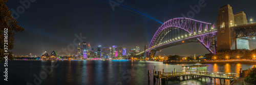 Fototapeta Naklejka Na Ścianę i Meble -  Sydney Panoramic skyline during the Vivid Colour Festival 