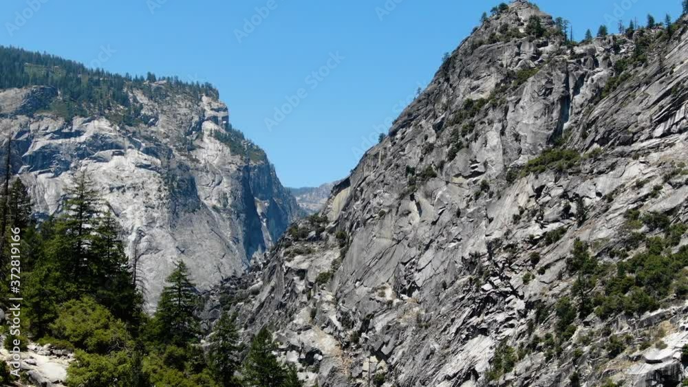 camera slowly rising to reveal Yosemite valley camera slowly rising to reveal Yosemite valley