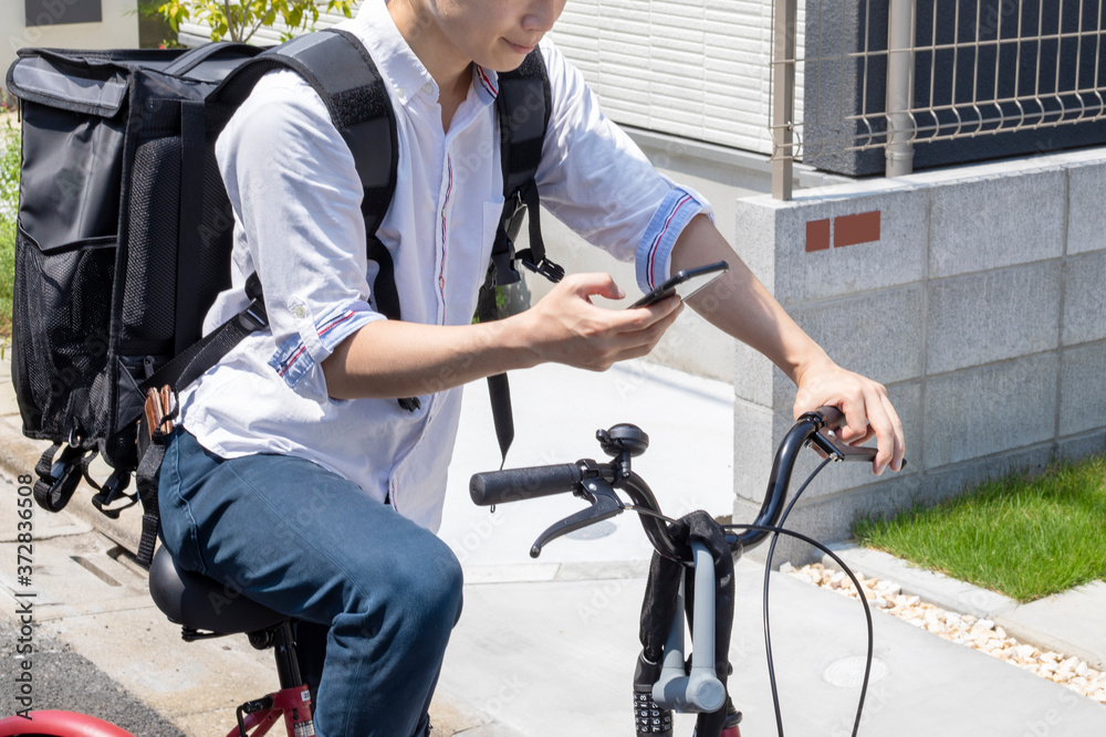 Obraz premium Uber Eats / ウーバーイーツ / 男性モデル