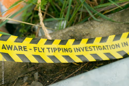 Φωτογραφία Fly tipping investigation tape