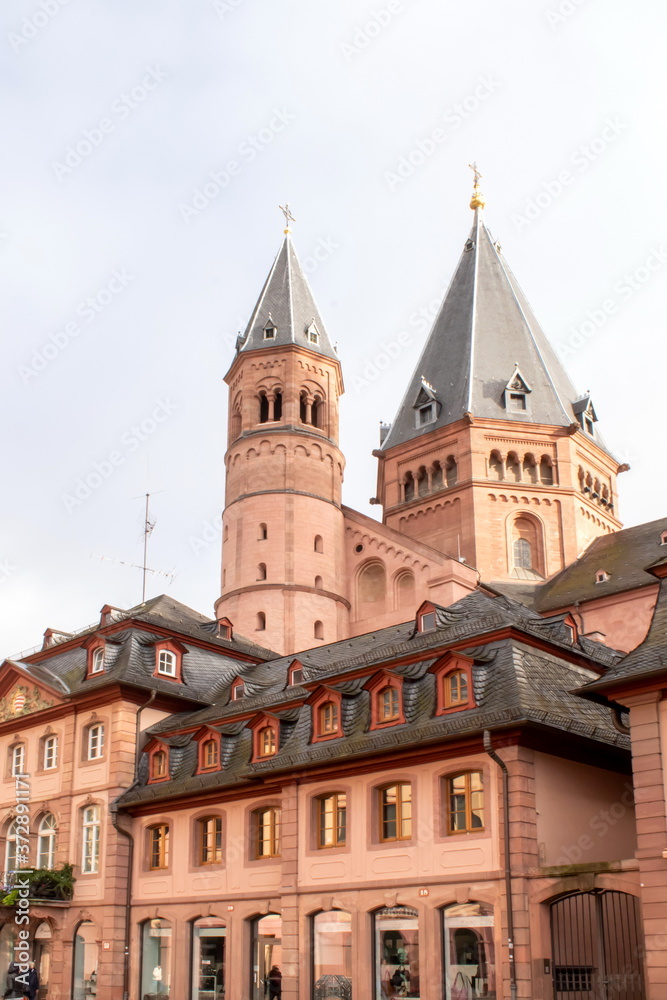 romanische Kathedrale in Mainz