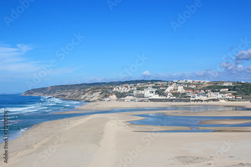 Bom Sucesso Beach, Portugal  © Jenny Thompson