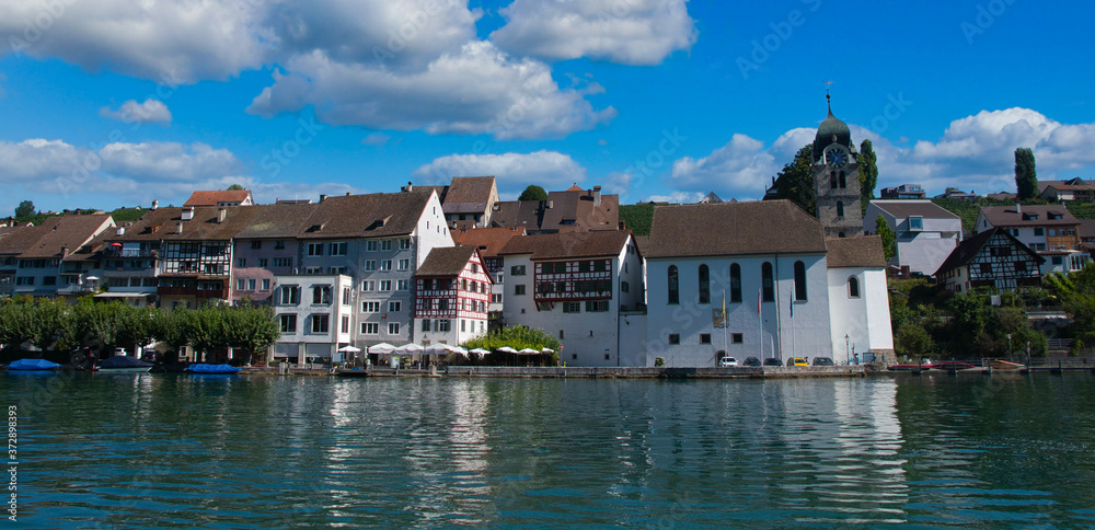 Blick auf Eglisau am Schweizer Hochrhein