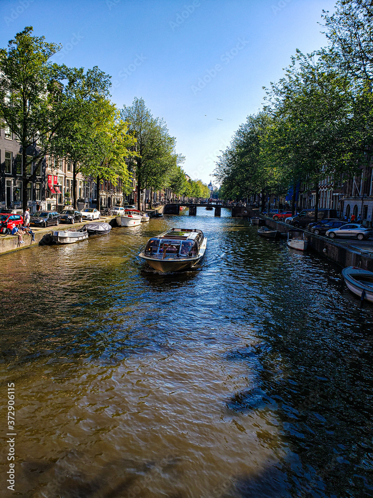 Naklejka premium canal in amsterdam