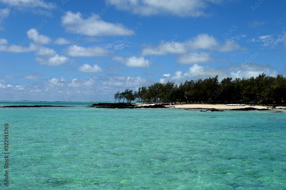Fototapeta premium beach of the island of deer,