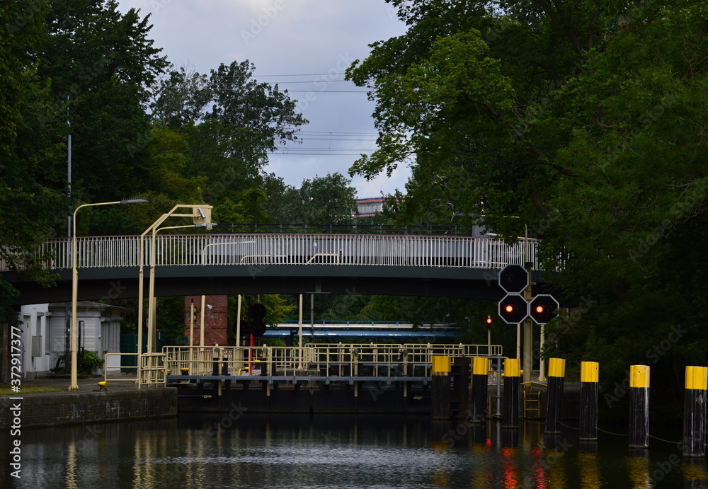 Schleuse am Landwehrkanal, Tiergarten, Berlin