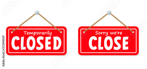 Open and closed board signs The sign is openly close, green and red label Vector hanging tags icons Come In, We're or We are Open Sorry we're closed signboard office or store market old door icons