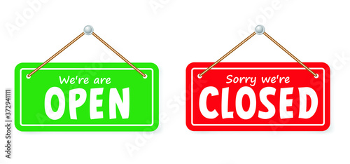 Open and closed board signs The sign is openly close, green and red label Vector hanging tags icons Come In, We're or We are Open Sorry we're closed signboard office or store market old door icons