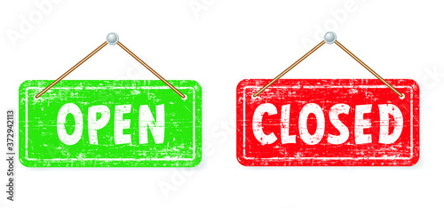Open and closed board signs The sign is openly close, green and red label Vector hanging tags icons Come In, We're or We are Open Sorry we're closed signboard office or store market old door icons