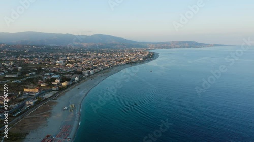 Wallpaper Mural Città di Siderno, aerea Torontodigital.ca