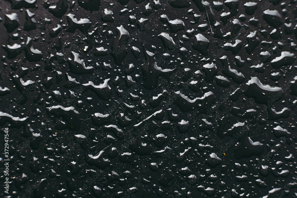 Arrière plan texturé nuances de gris noir - Gouttes d'eau de pluie sur fond foncé Arrière plan texturé nuances de gris noir - Gouttes d'eau de pluie sur fond foncé