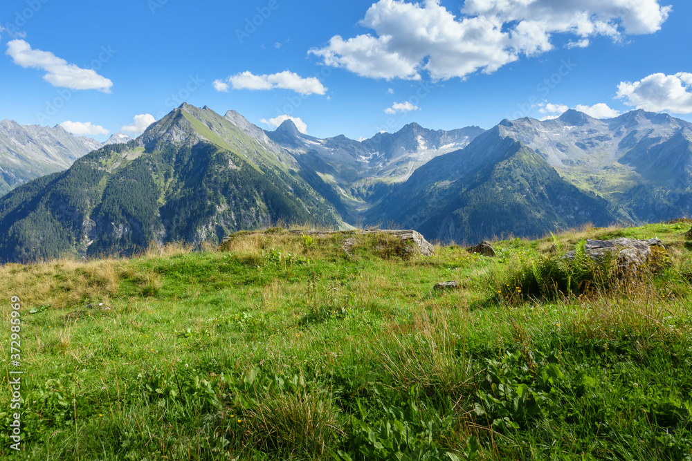 Berglandschaft im Zillertal in Tirol Österreich