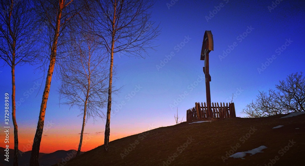 Fototapeta premium Orthodox cross at sunset
