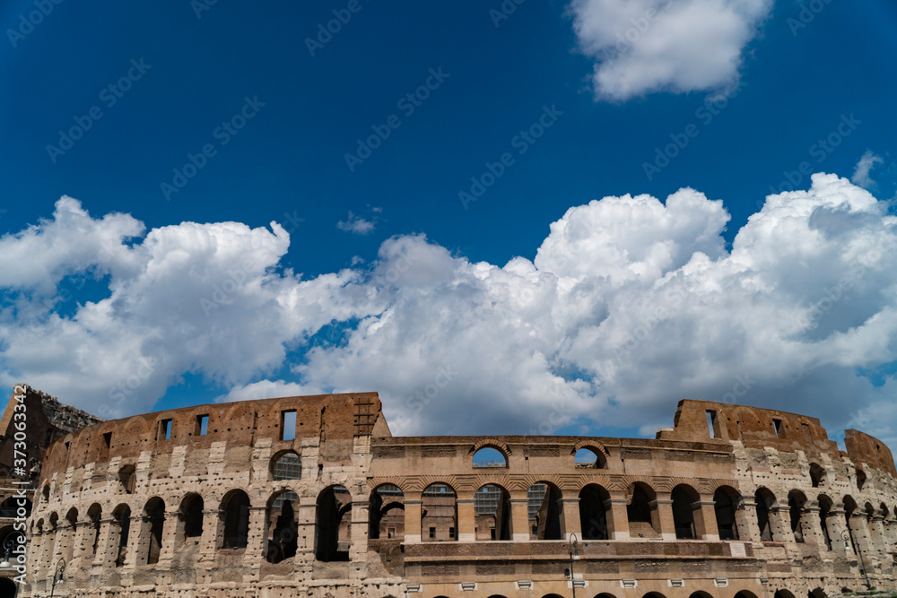 Obraz premium architectural details of Colosseum in Rome, Italy