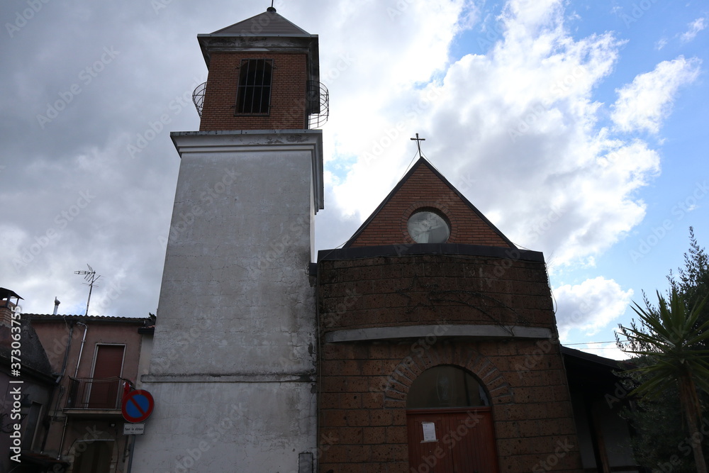 Chianche - Facciata della Chiesa della Madonna delle Grazie Chianche - Facciata della Chiesa della Madonna delle Grazie