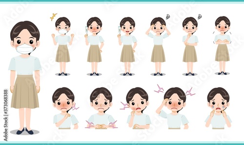 清楚な服装をした若い女性