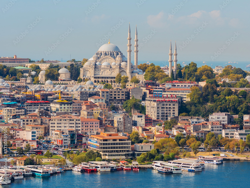 Naklejka premium Istanbul, city view, old low-rise buildings