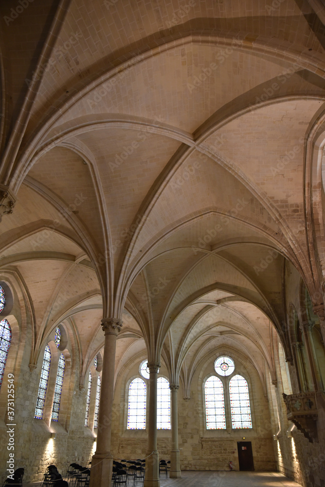 Voûtes de l'abbaye de Royaumont, France