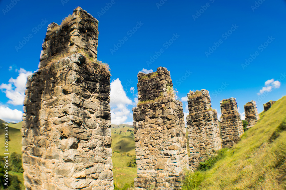 Obraz premium ruins of an old bridge