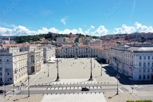 Piazza Unità d'Italia vista dall'alto-Trieste 
