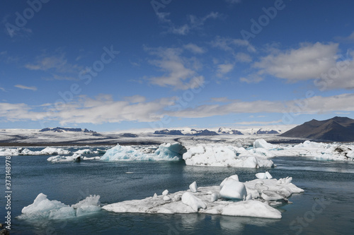 Jokulsarlon  die Gletscher Lagune Islands mt riesiegen Eisbergen und Gletschern