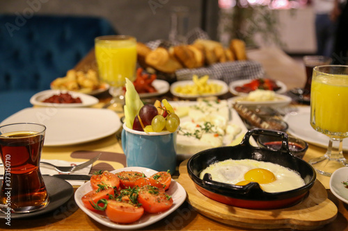 breakfast table turkish style
