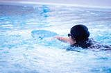girl learning swimmer