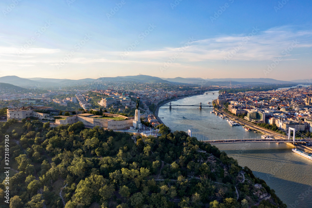 Naklejka premium Gellert hills with Budapest view from drone
