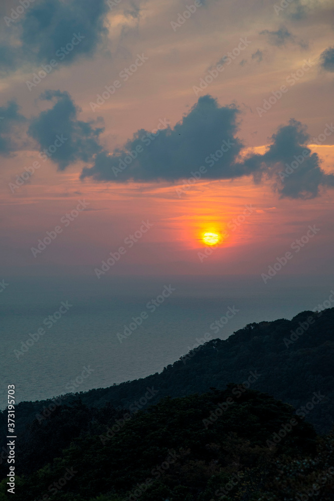 四国　高知県室戸市室戸岬町の夕陽