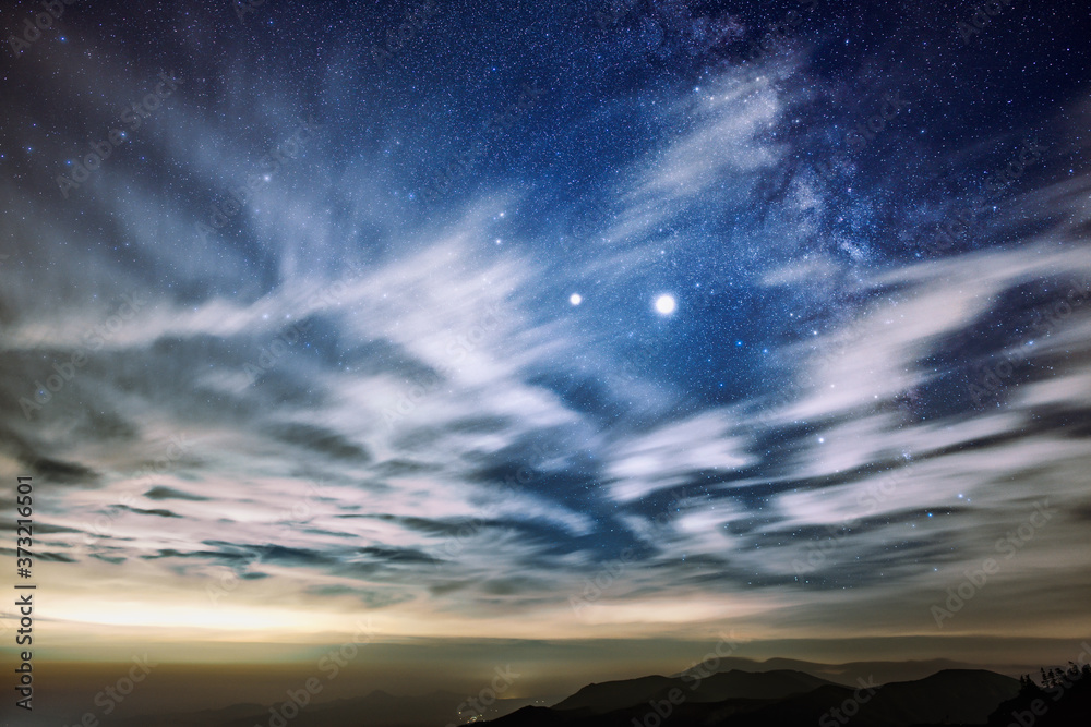 雲の上の星空 雲の上の星空