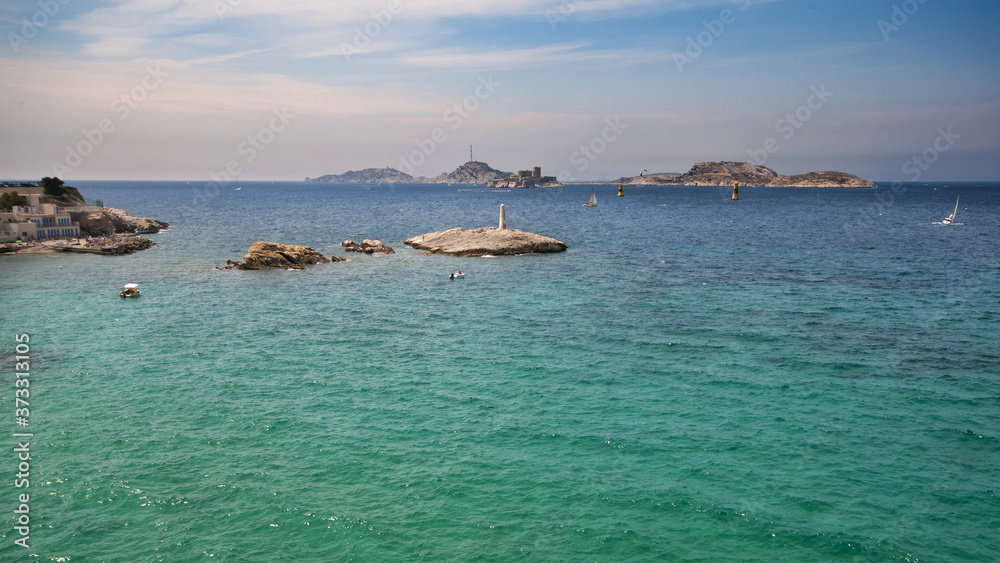vue sur les îles du Frioul à Marseille 