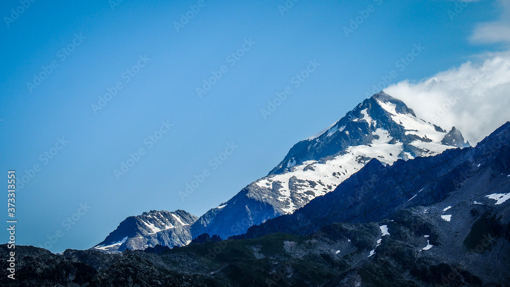 Fototapeta premium Tour du Mont Blanc, hiking in the Alps