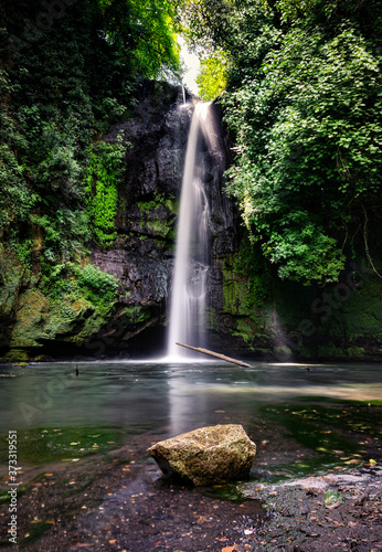 la cascata del picchio, a nepi, in lunga esposizione photo
