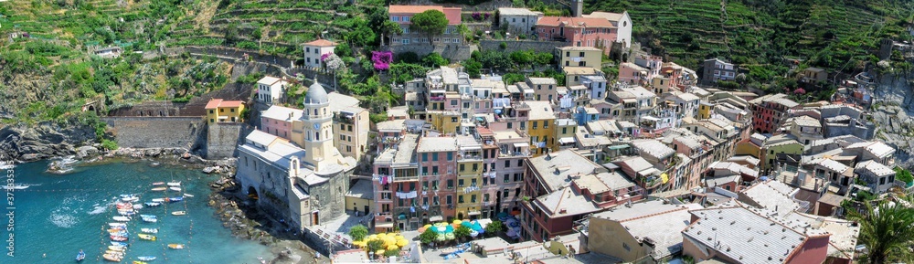 Panoramic view of Vernazza, Cinque Terre, Italy