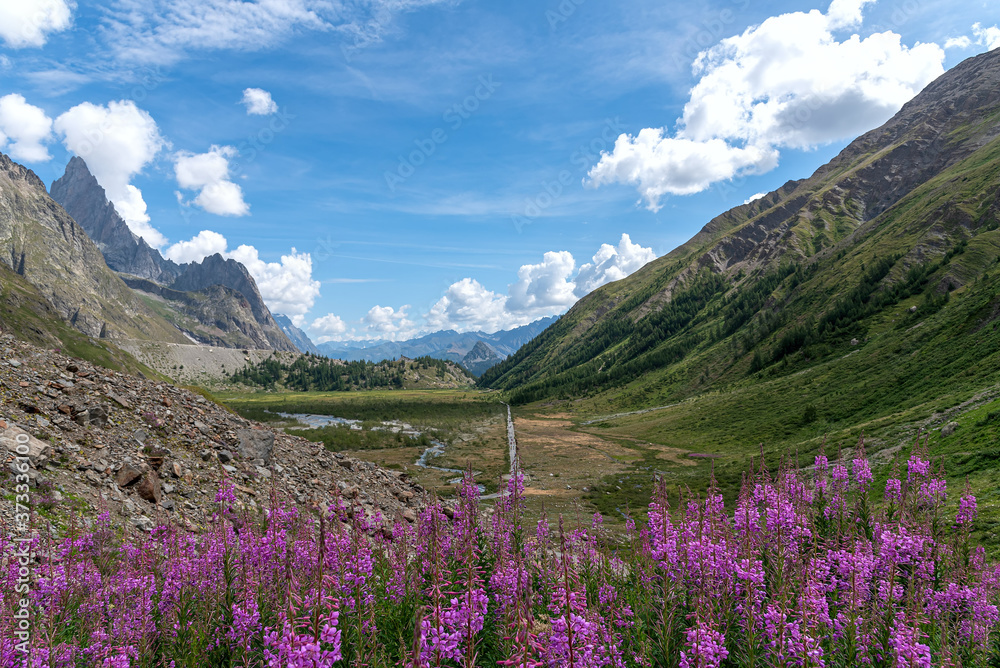 Refuge Elisabetta Val Veny - Courmayeur - Valle d'Aosta - Italy