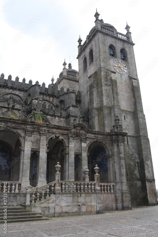 Lateral view of the Porto Cathedral (Se Porto) - Portugal