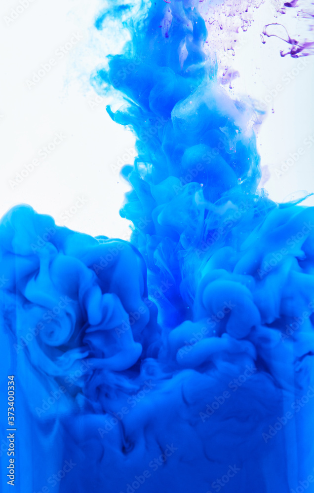 Spray of blue colors.