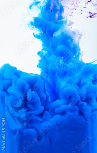 Spray of blue colors.