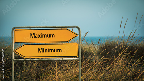 Street Sign Maximum versus Minimum