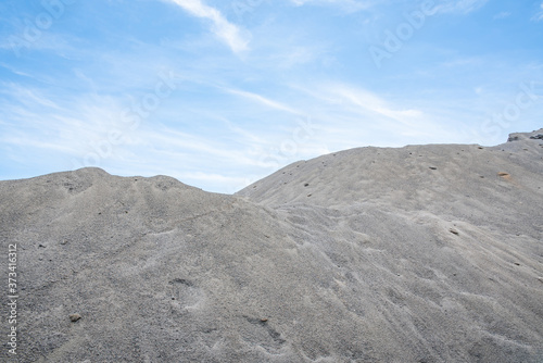 Building cement sand and gravel aggregate