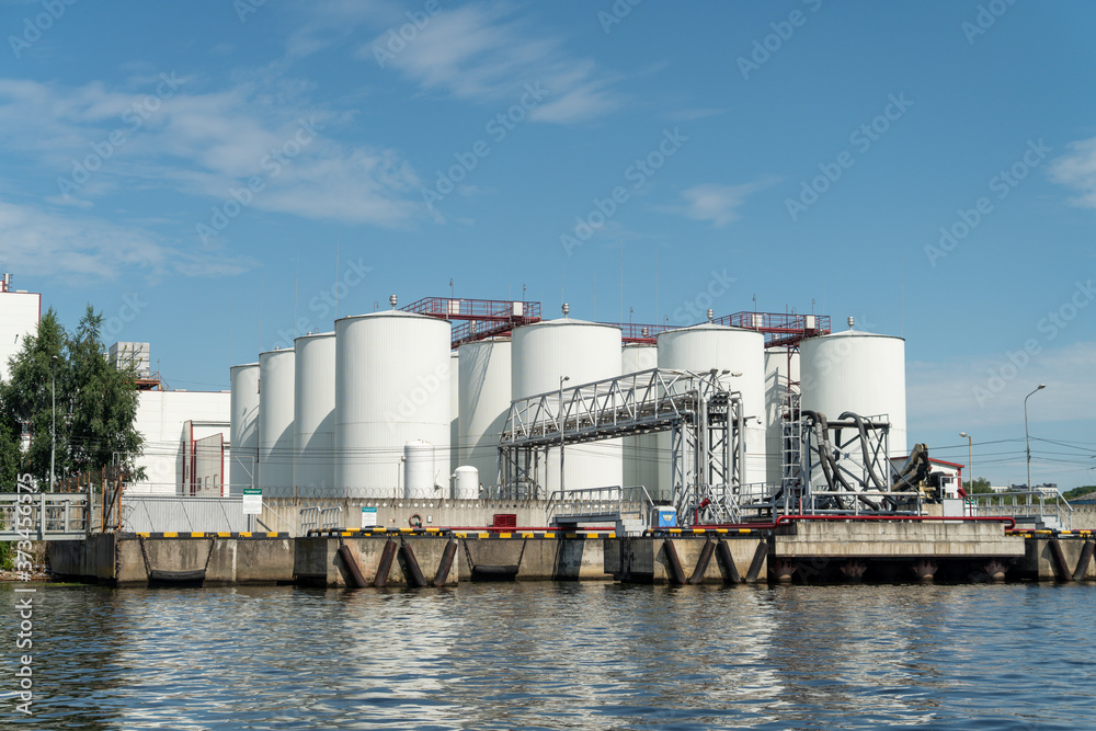 industrial fuel tanks in the seaport, large Industrial tanks for petrol and oil