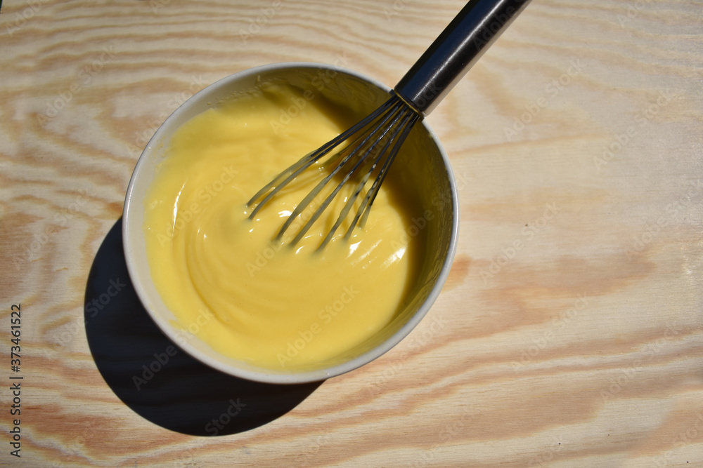 Mayonnaise selber machen nach Familien Rezept mit Eidotter, Senf und