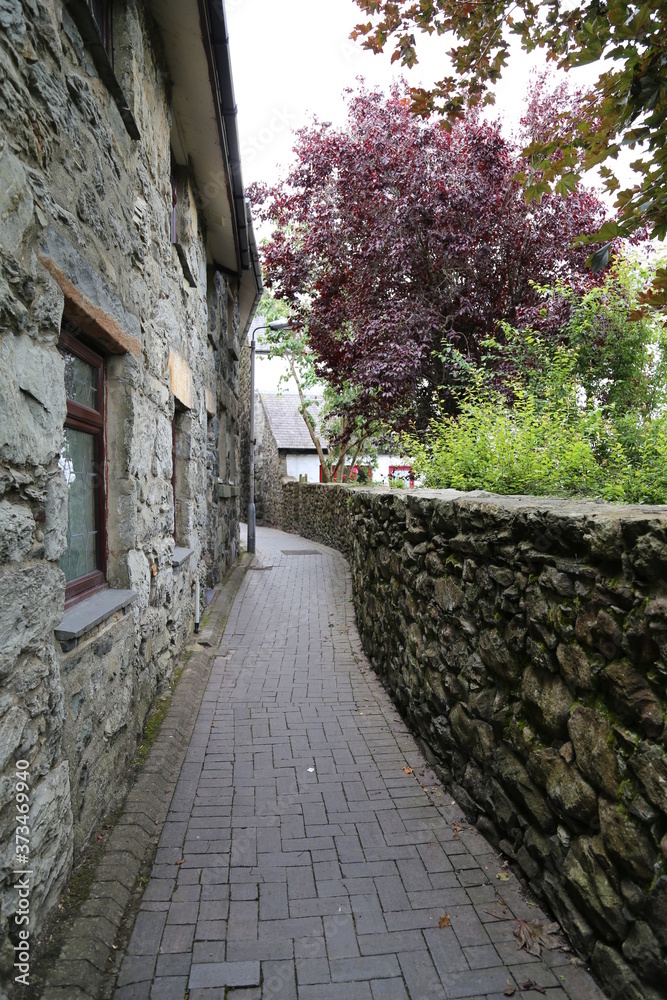 A back lane or footpath leading to the town centre of Dolgellau, Gwynedd, Wales, UK