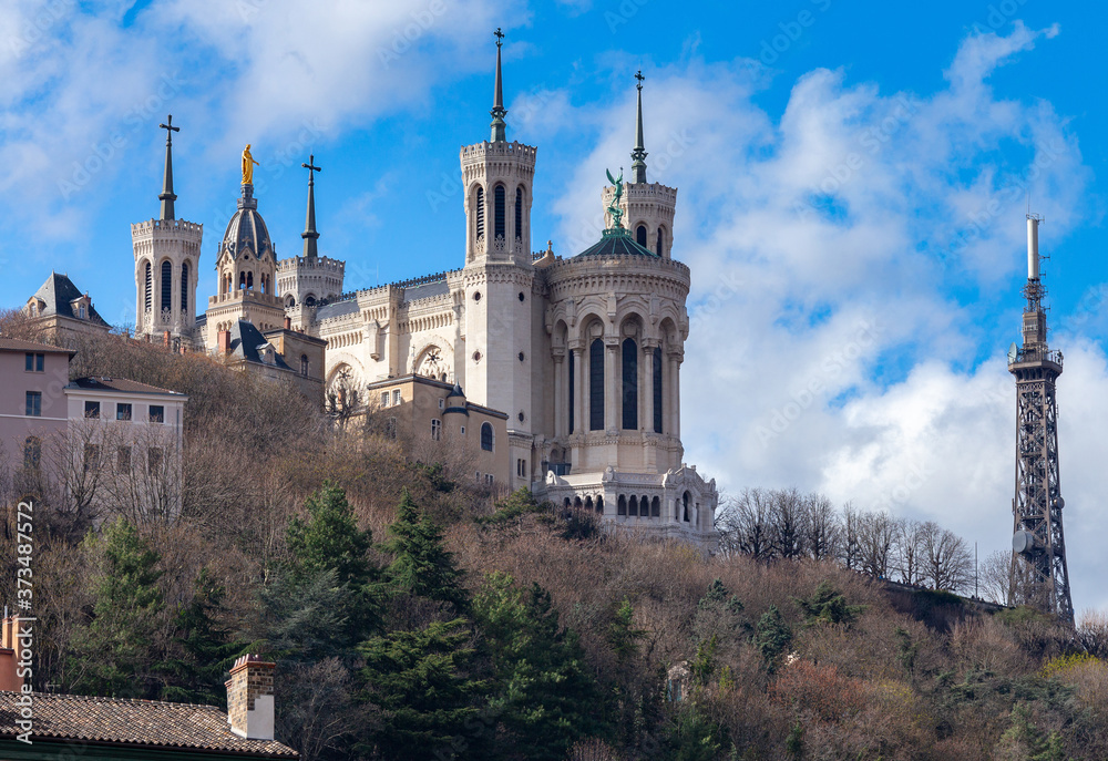 Naklejka premium Lyon. Basilica Notre Dame.