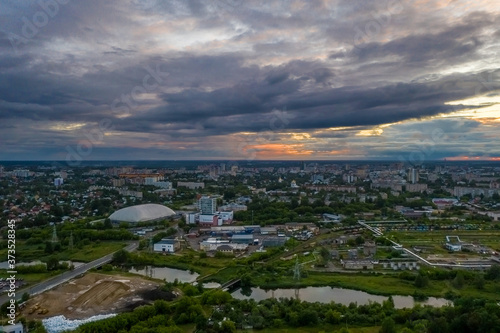 Fototapeta Naklejka Na Ścianę i Meble -  Bird's eye view of the city of Ivanovo with a beautiful sunset.
