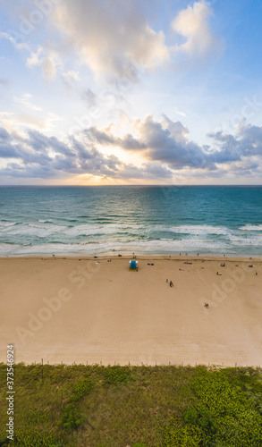 Fototapeta Naklejka Na Ścianę i Meble -  Sunrise at a South Point beach 