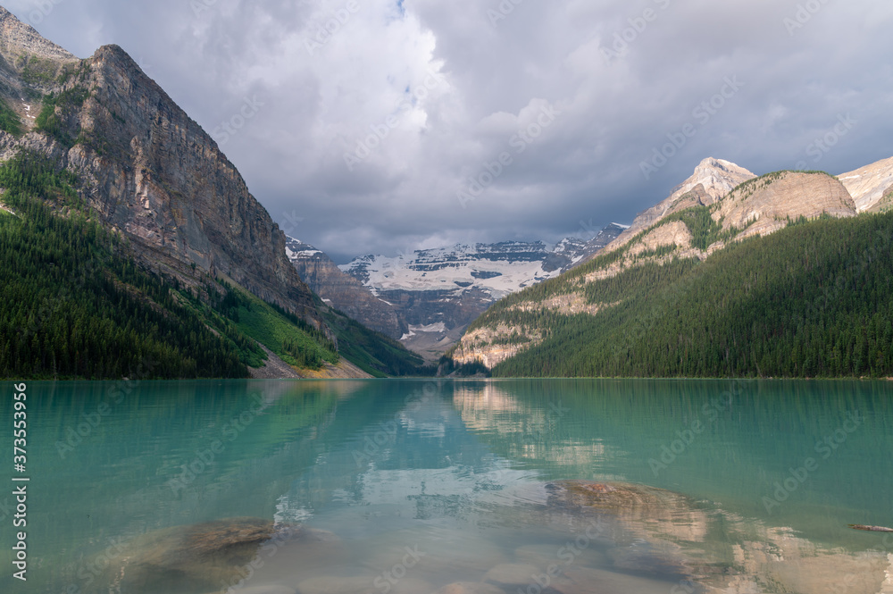 Fototapeta premium View of Lake Louise at Banff National Park in Alberta. 
