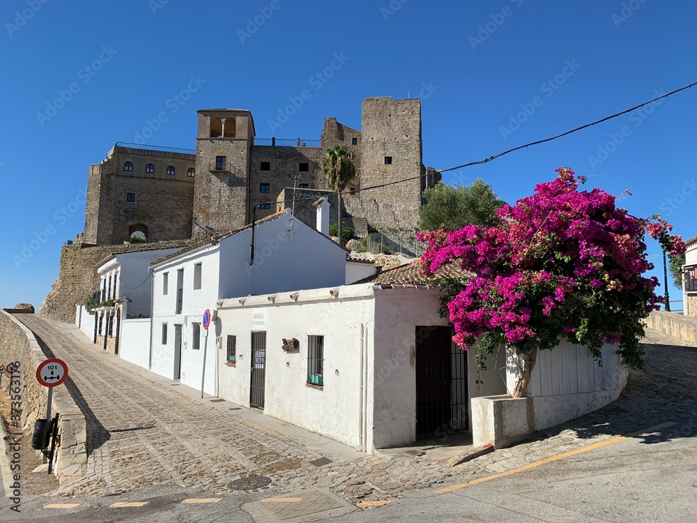 street in the old town of Castillo de Castellar
