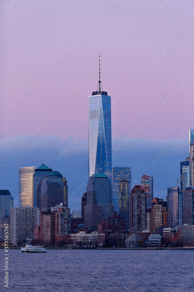 Obraz premium Downtown New York City skyline in the afternoon.